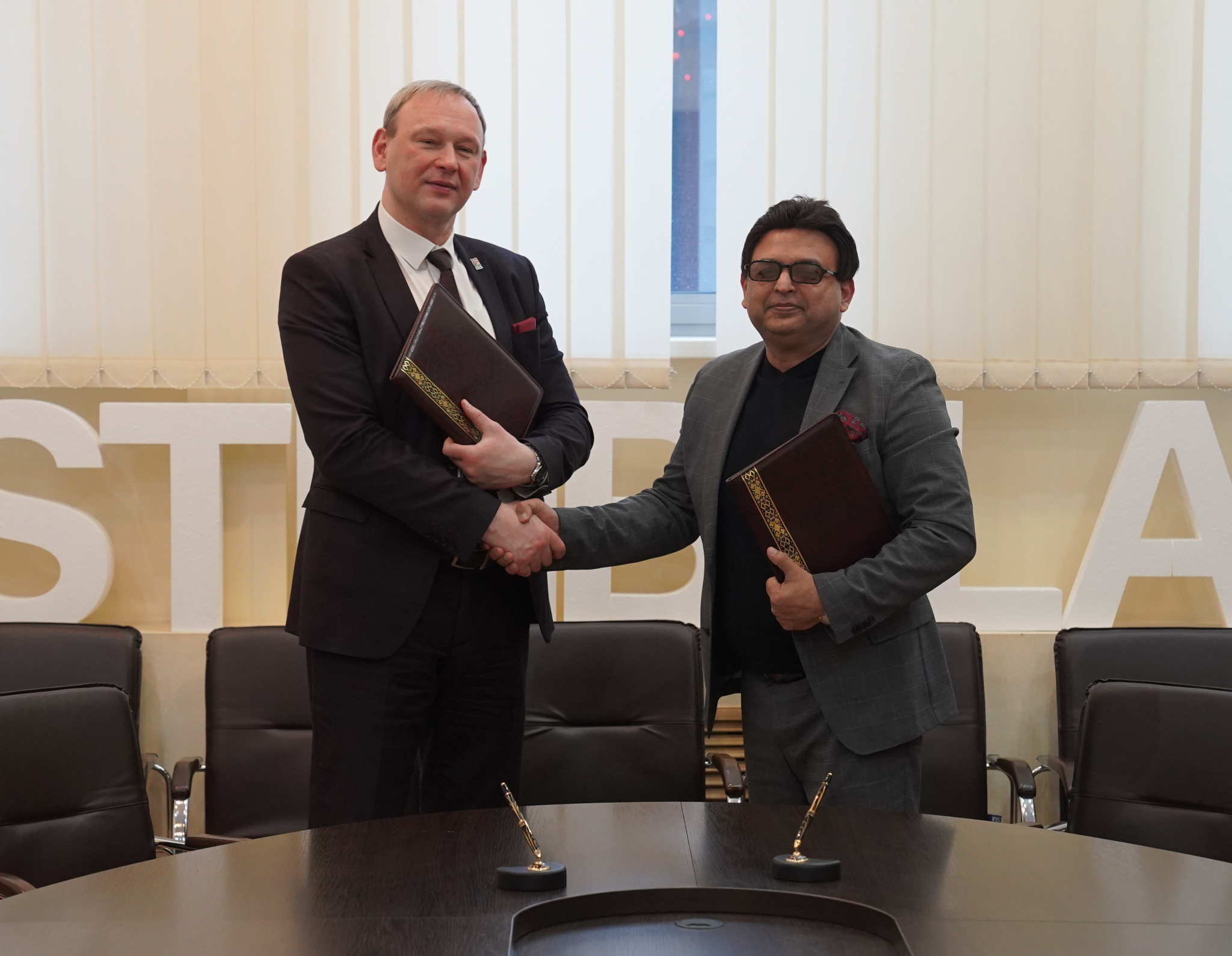 Mr. Ayaz Khawar and the National Agency of Investment and Privatization signed a partnership agreement 